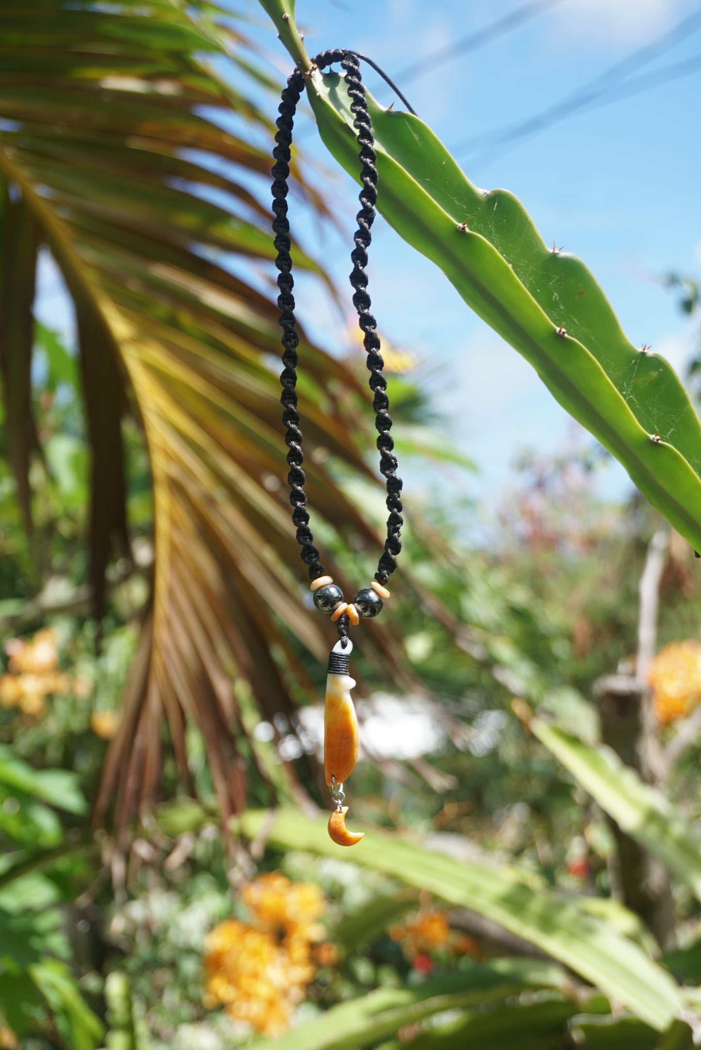 Spondy Machete & Moon Necklace