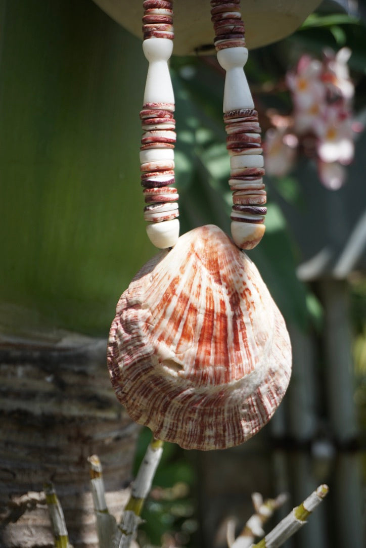 Modern Chamorro necklace, latte stone, spondylus, hima
