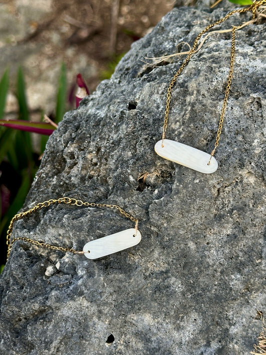 White Spondy Sembe Necklace/Bracelet Set 1