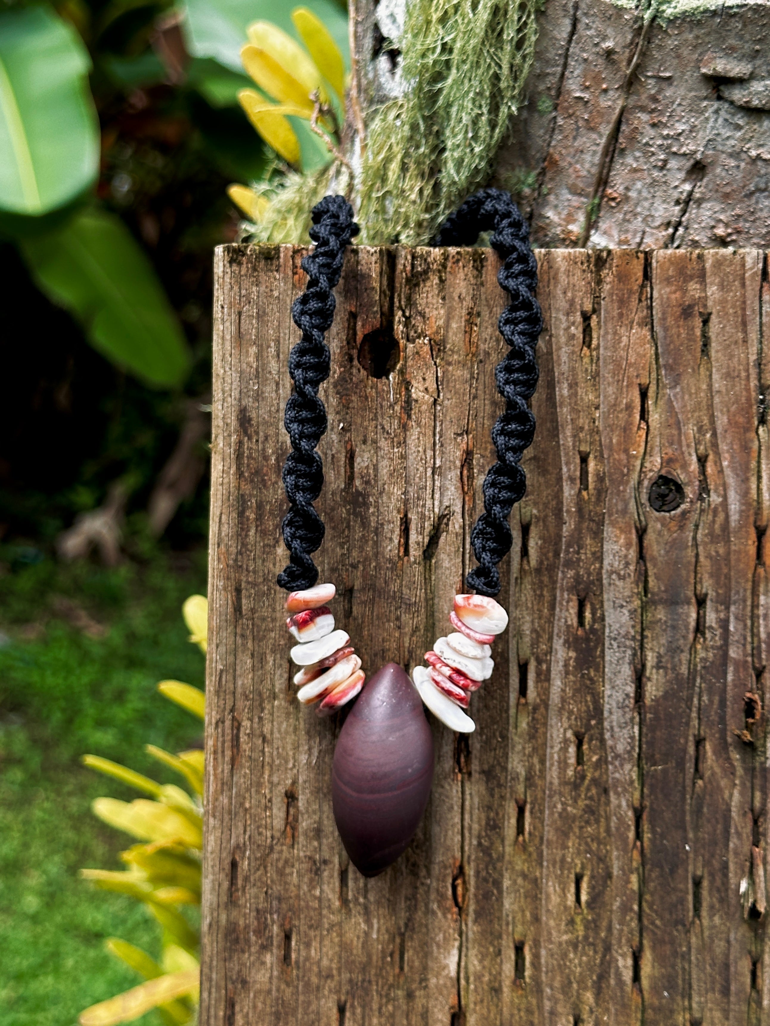 Acho’ Atupat w/spondy beads