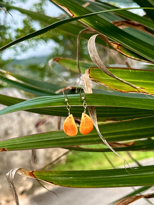 Petite Spondy Dangle Earrings