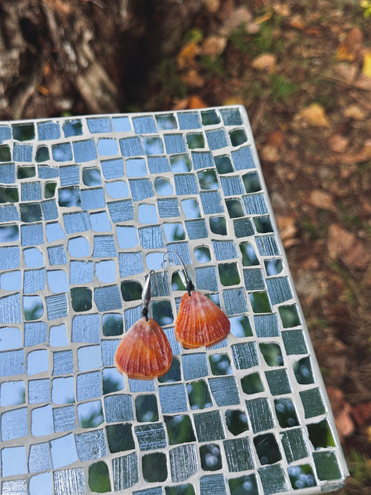 Spondy Dangle Earrings