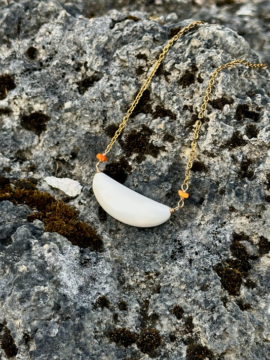 Hima Neni Sinåhi Necklace 1