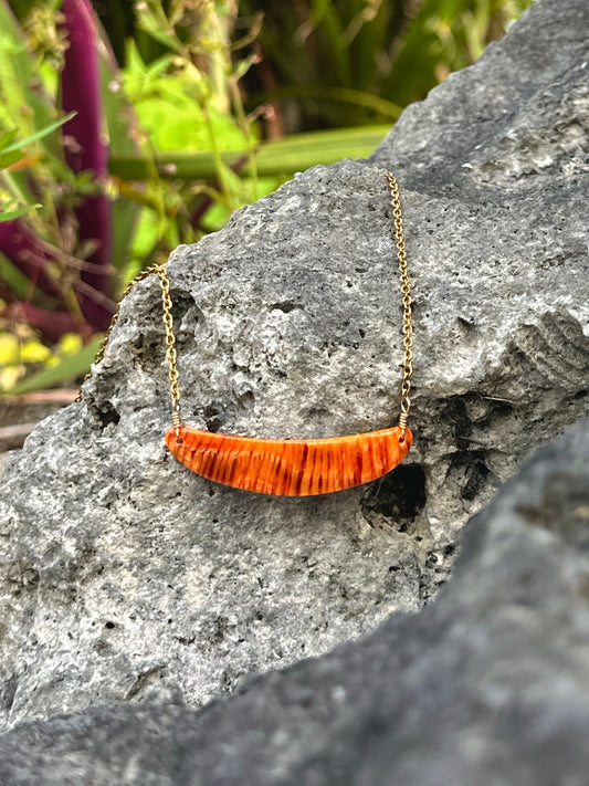 Neni Spondåhi Necklace 1