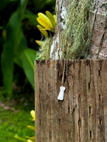 Load image into Gallery viewer, Dainty Hima Latte Stone
