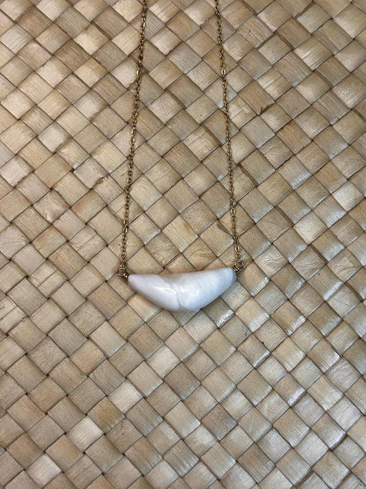 Hima Neni Sinåhi on Gold 2