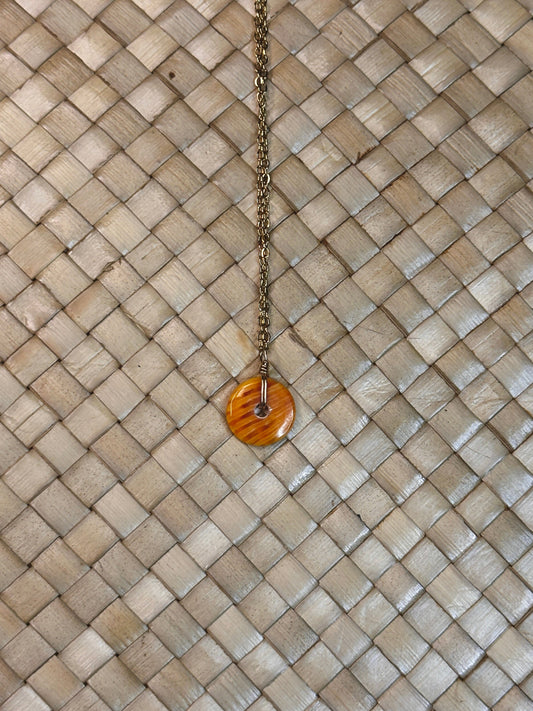 Spondy Moneybead on Gold 2